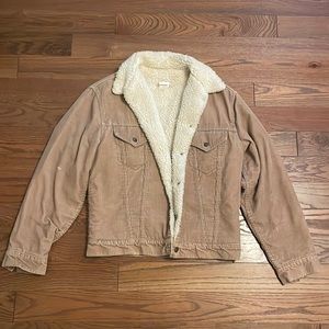 Vintage Levi’s corduroy trucker jacket